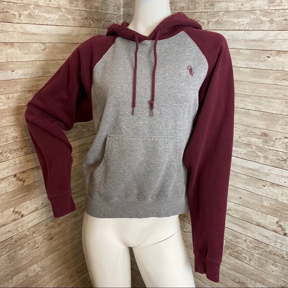 OBEY burgundy and grey pullover hoodie w pocket M